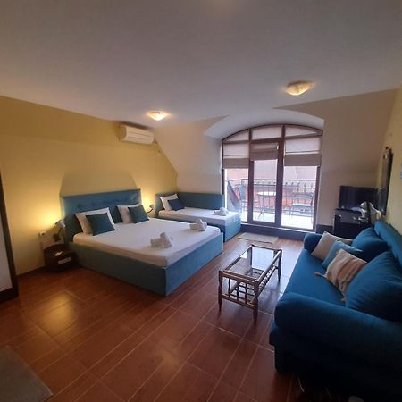 Cosy Apartments And Spectacular Rooms Fotiadis Veliko Tarnovo Luaran gambar