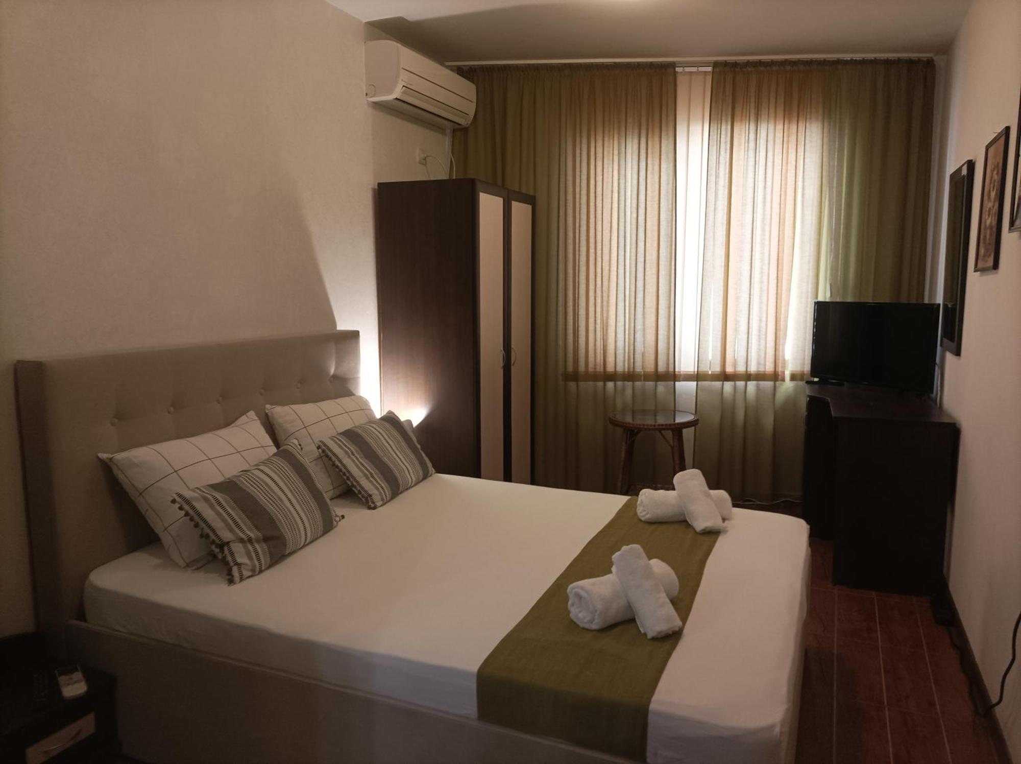 Cosy Apartments And Spectacular Rooms Fotiadis Veliko Tarnovo Luaran gambar