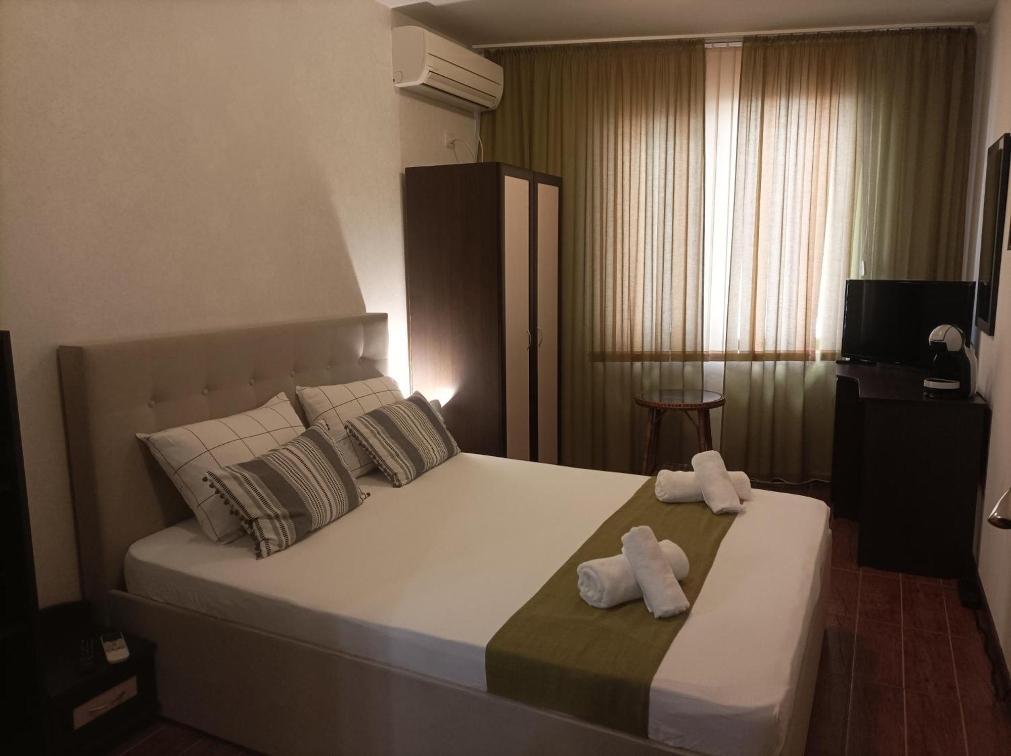 Cosy Apartments And Spectacular Rooms Fotiadis Veliko Tarnovo Luaran gambar