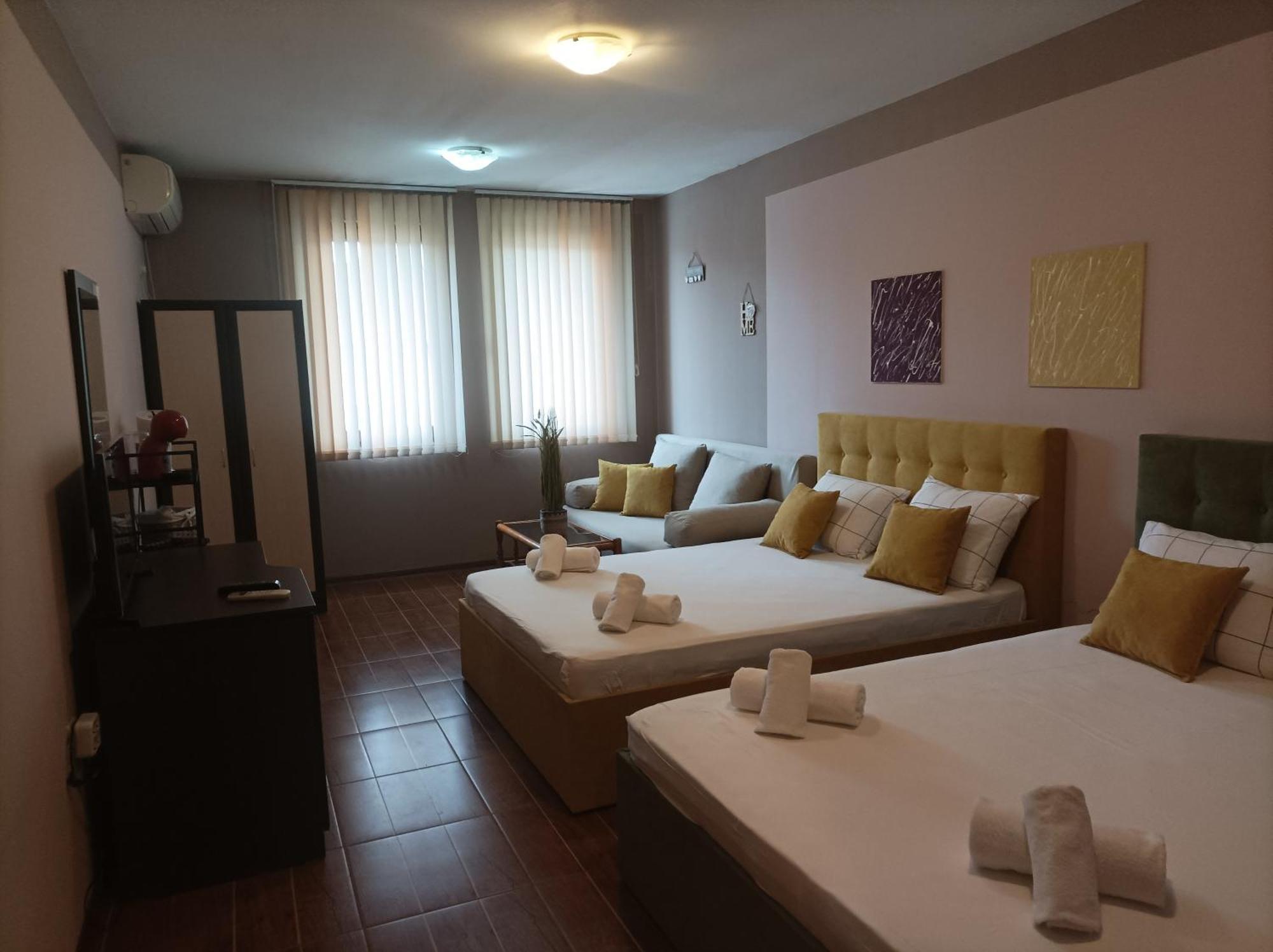 Cosy Apartments And Spectacular Rooms Fotiadis Veliko Tarnovo Luaran gambar