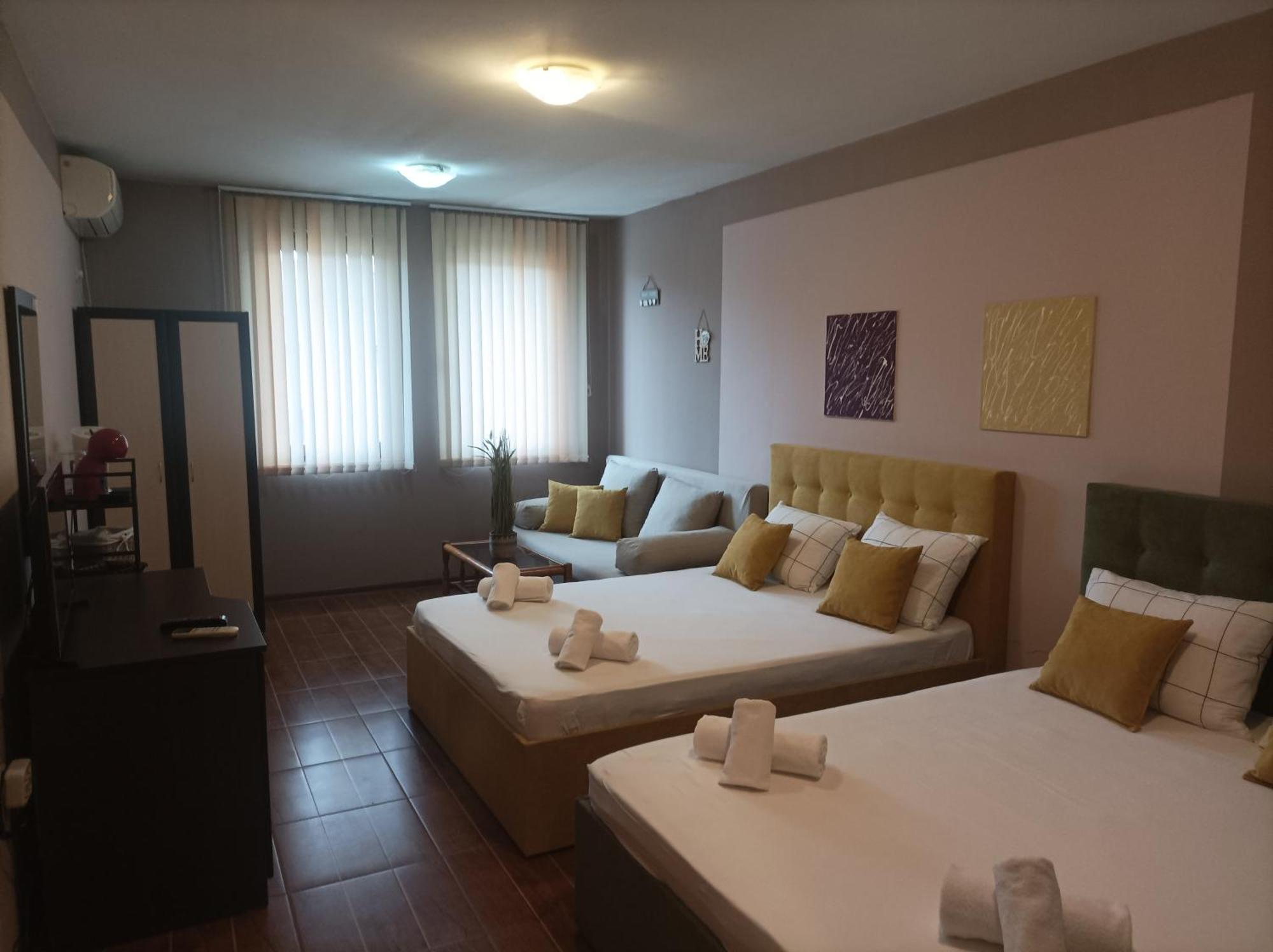 Cosy Apartments And Spectacular Rooms Fotiadis Veliko Tarnovo Luaran gambar