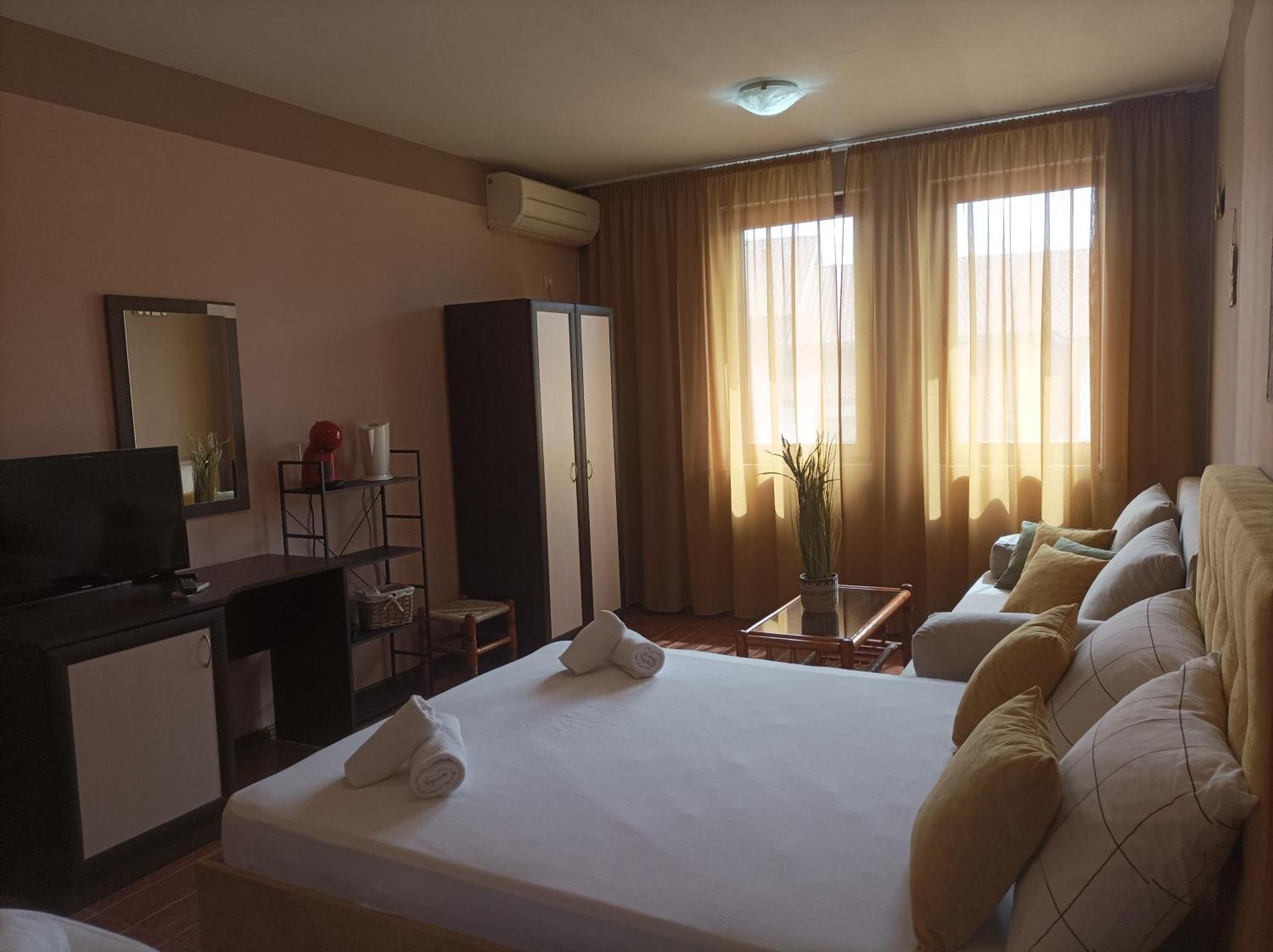 Cosy Apartments And Spectacular Rooms Fotiadis Veliko Tarnovo Luaran gambar