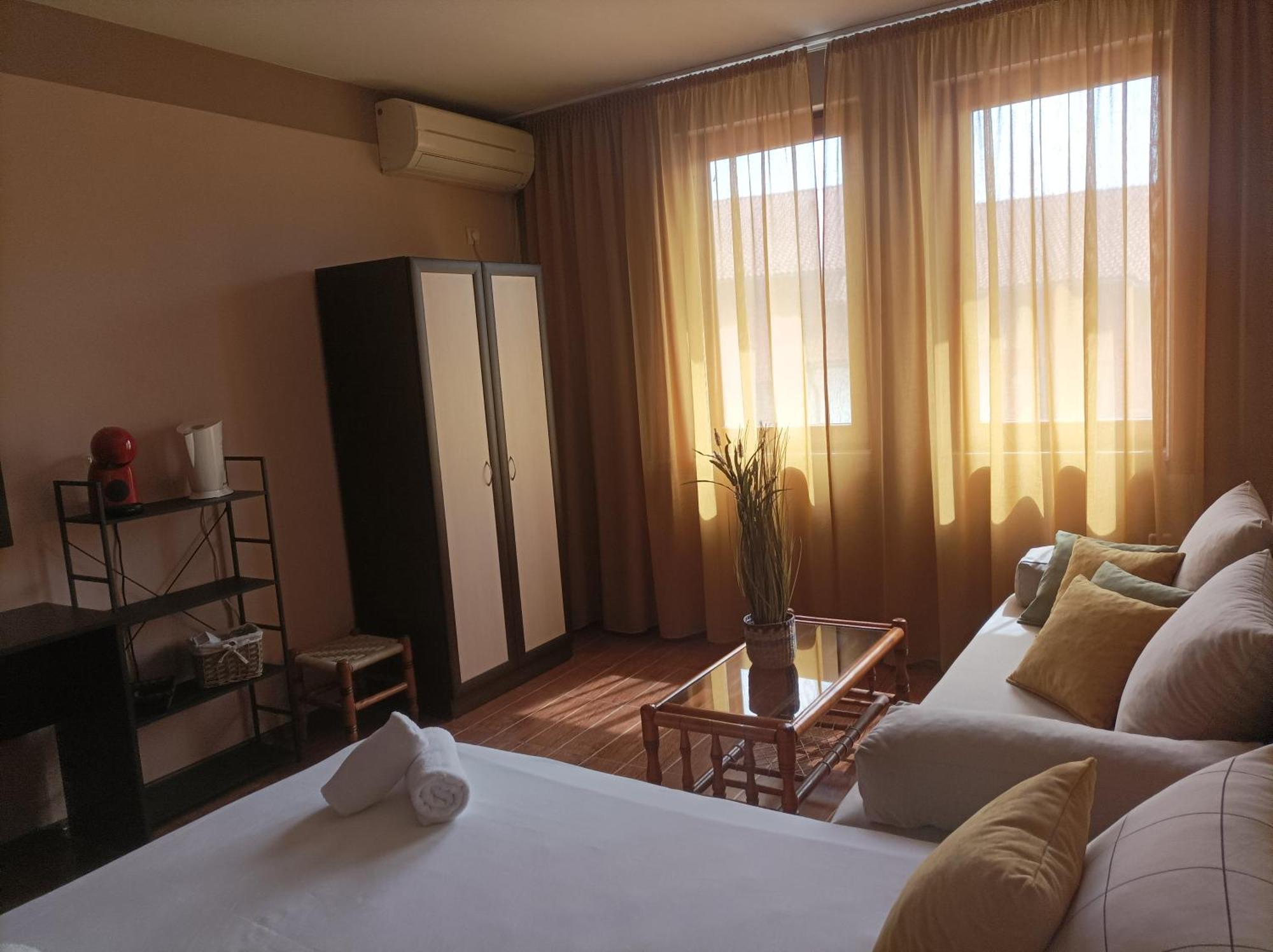 Cosy Apartments And Spectacular Rooms Fotiadis Veliko Tarnovo Luaran gambar