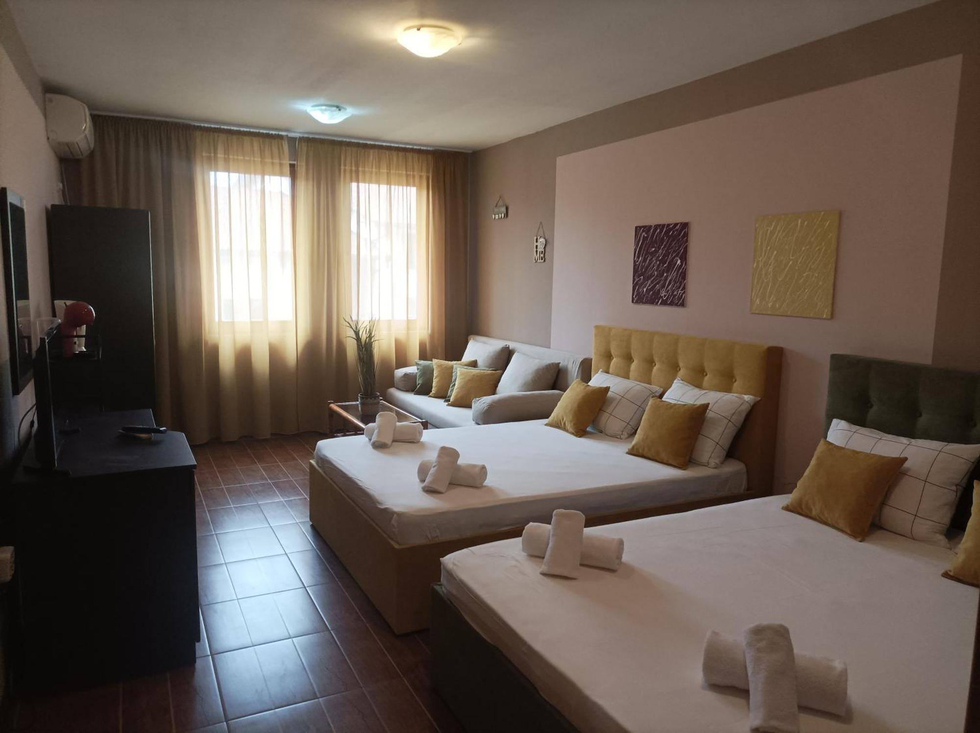 Cosy Apartments And Spectacular Rooms Fotiadis Veliko Tarnovo Luaran gambar