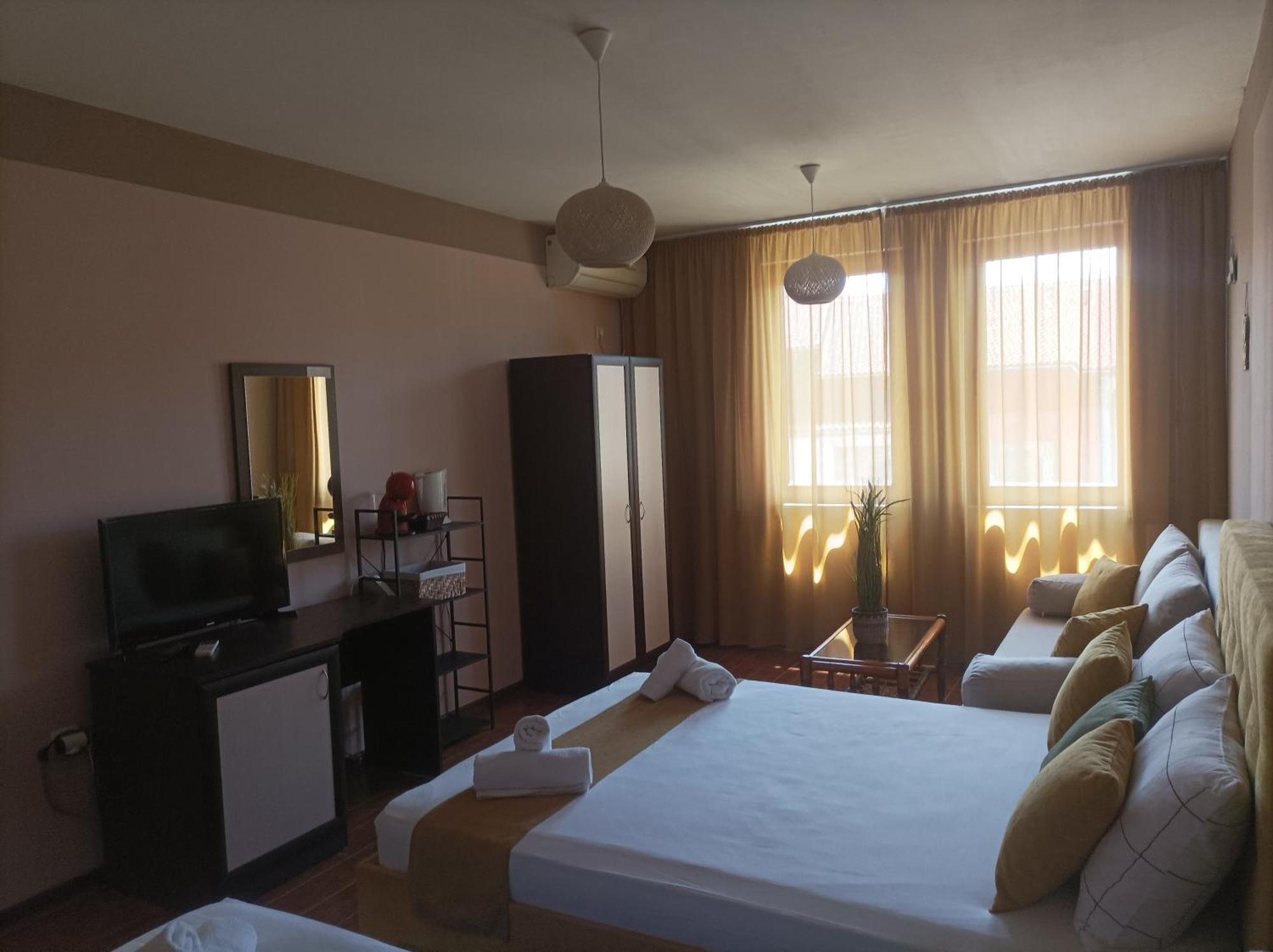 Cosy Apartments And Spectacular Rooms Fotiadis Veliko Tarnovo Luaran gambar
