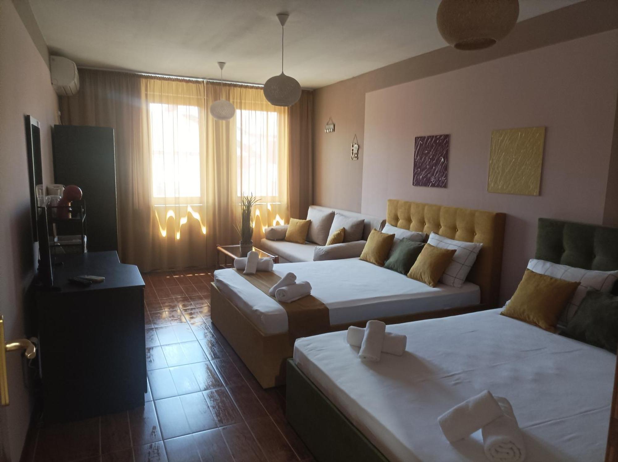Cosy Apartments And Spectacular Rooms Fotiadis Veliko Tarnovo Luaran gambar
