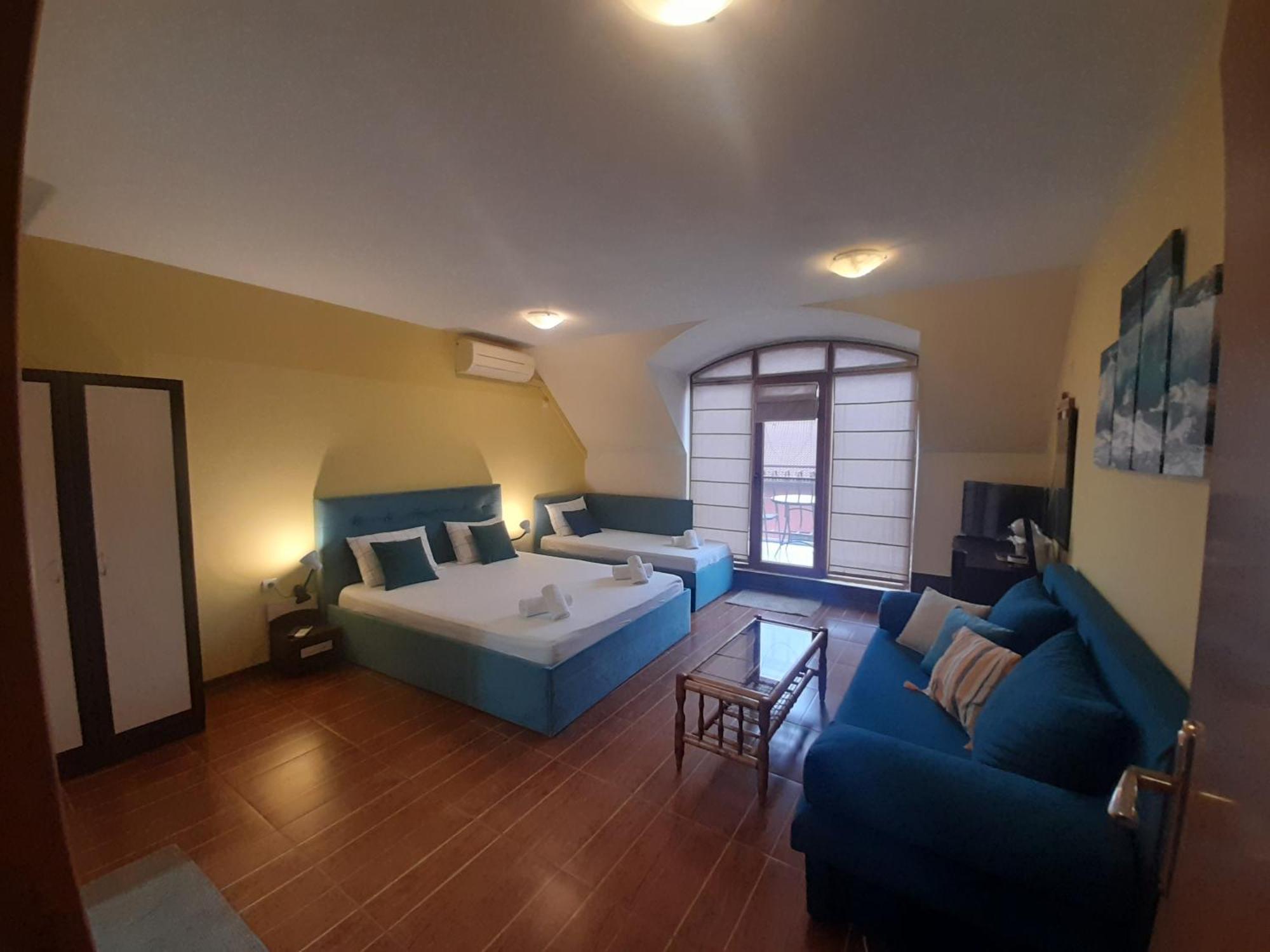 Cosy Apartments And Spectacular Rooms Fotiadis Veliko Tarnovo Luaran gambar