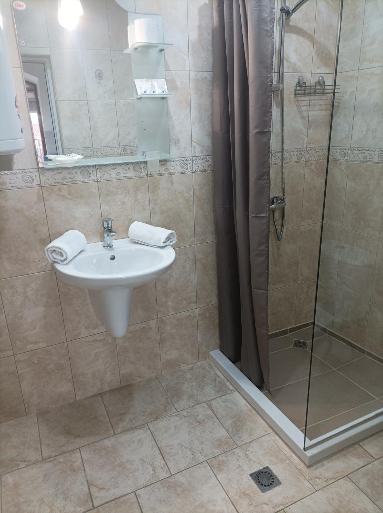 Cosy Apartments And Spectacular Rooms Fotiadis Veliko Tarnovo Luaran gambar